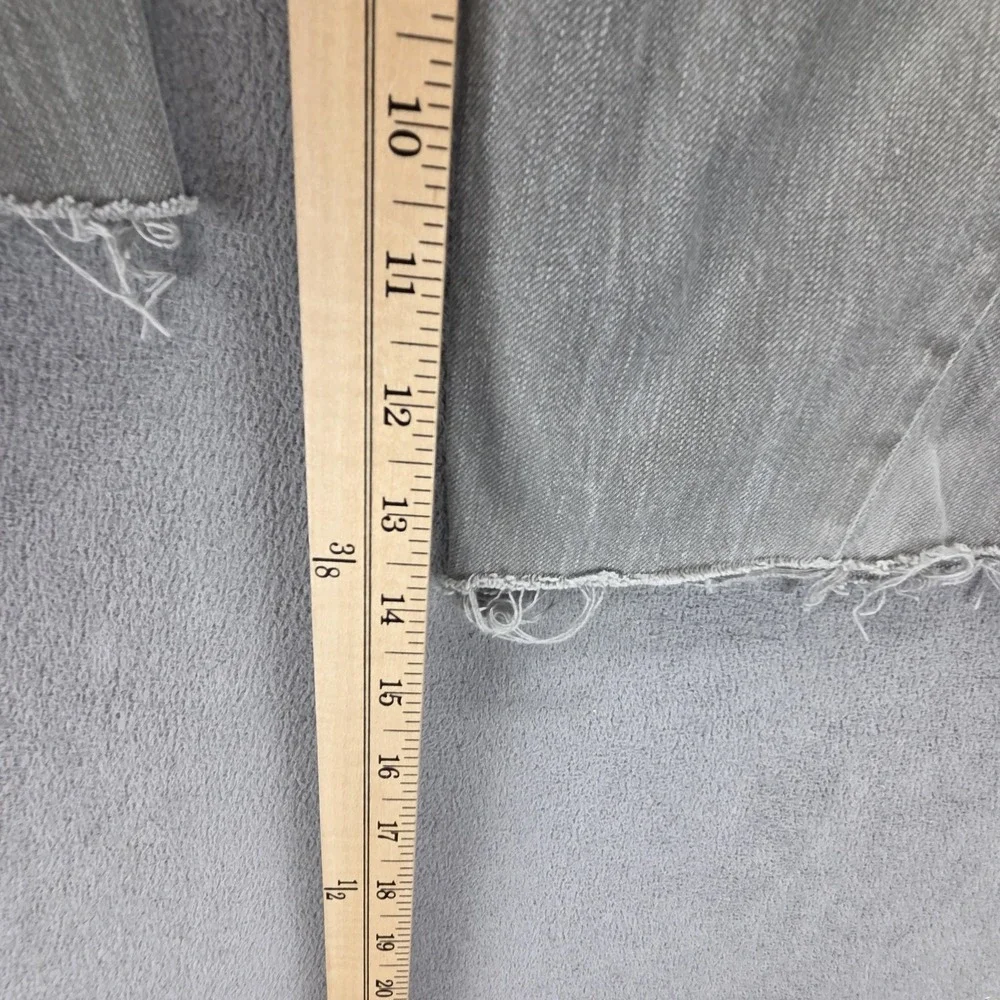 Vintage Levis Engineered Shorts Mens 32 Gray Cinch Back Twisted Jorts Jeans Raw